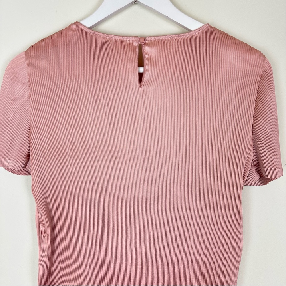 The Reset R Label Plisse Top - Picture 9 of 10